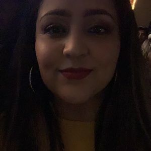 Meet your Posher, Celeste